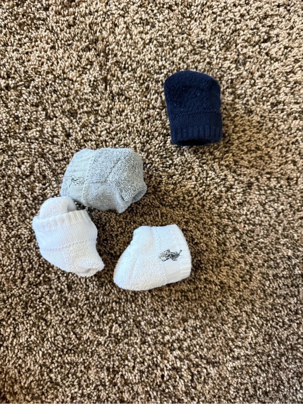 4 Newborn polo Ralph Lauren socks